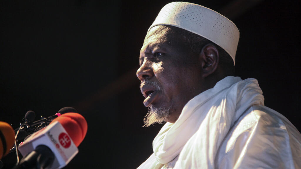 Ancien ministre malien rallie la coalition de l&rsquo;imam Dicko