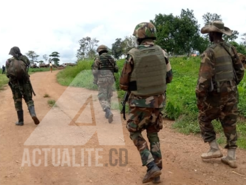 Interdiction des smartphones au front : l&rsquo;armée congolaise durcit le ton