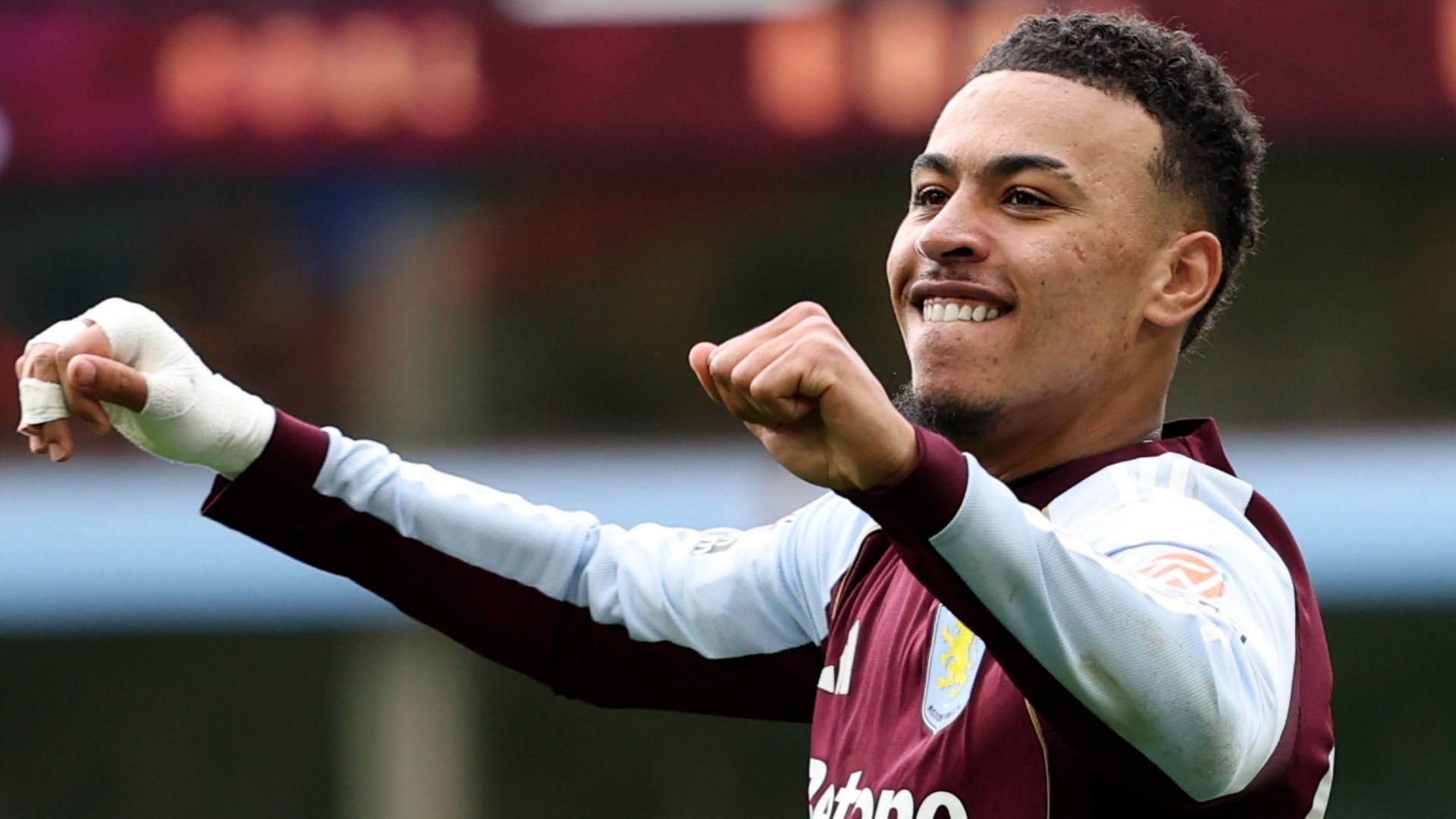 Chelsea signe Morgan Rogers : le deuxième transfert record de Premier League
