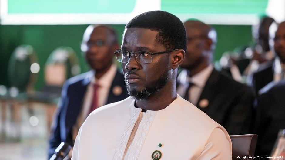 Nouveau bras de fer au Sénégal : le PDS se range derrière Diomaye Faye pour contrer Ousmane Sonko