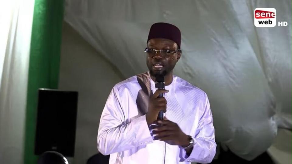 Sénégal : Sonko brandit la menace de renverser le gouvernement à plusieurs reprises