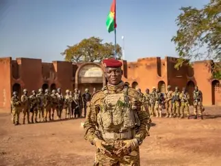 Burkina Faso : l&rsquo;arrivée au pouvoir d&rsquo;Ibrahim Traoré par la force interroge la stabilité du pays