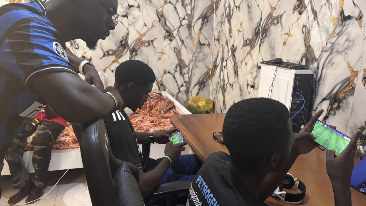 Le Sénégal, terre de football virtuel : l&rsquo;eFootball à la conquête du monde