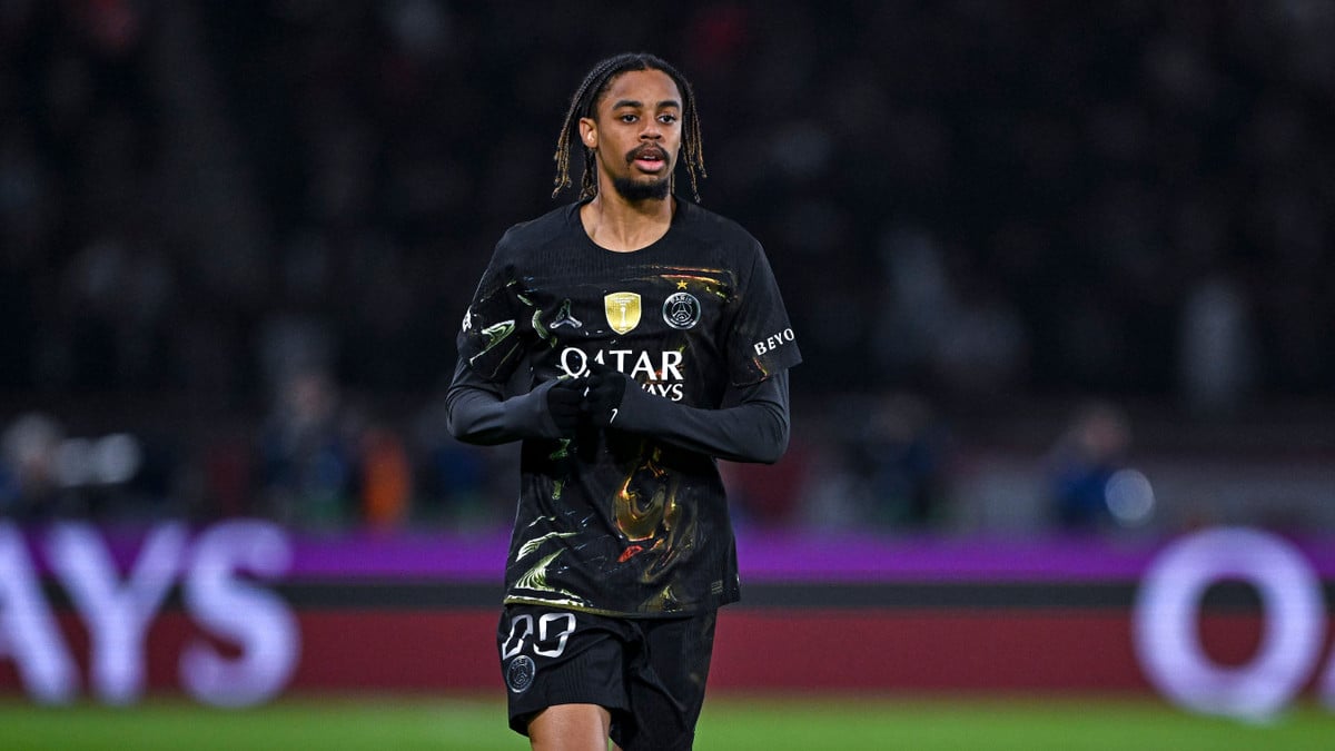 Le PSG prépare-t-il l&rsquo;après-Barcola avec une cible à 150 millions d&rsquo;euros ?