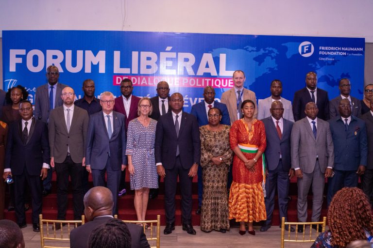 Côte d&rsquo;Ivoire : deux voix influentes prônent un partenariat Afrique-Europe renouvelé sur la migration