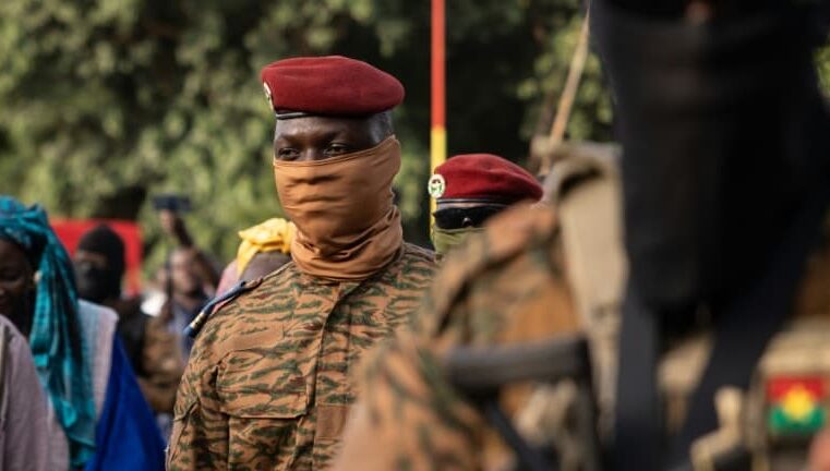 Rupture diplomatique : la France retire ses diplomates du Burkina Faso