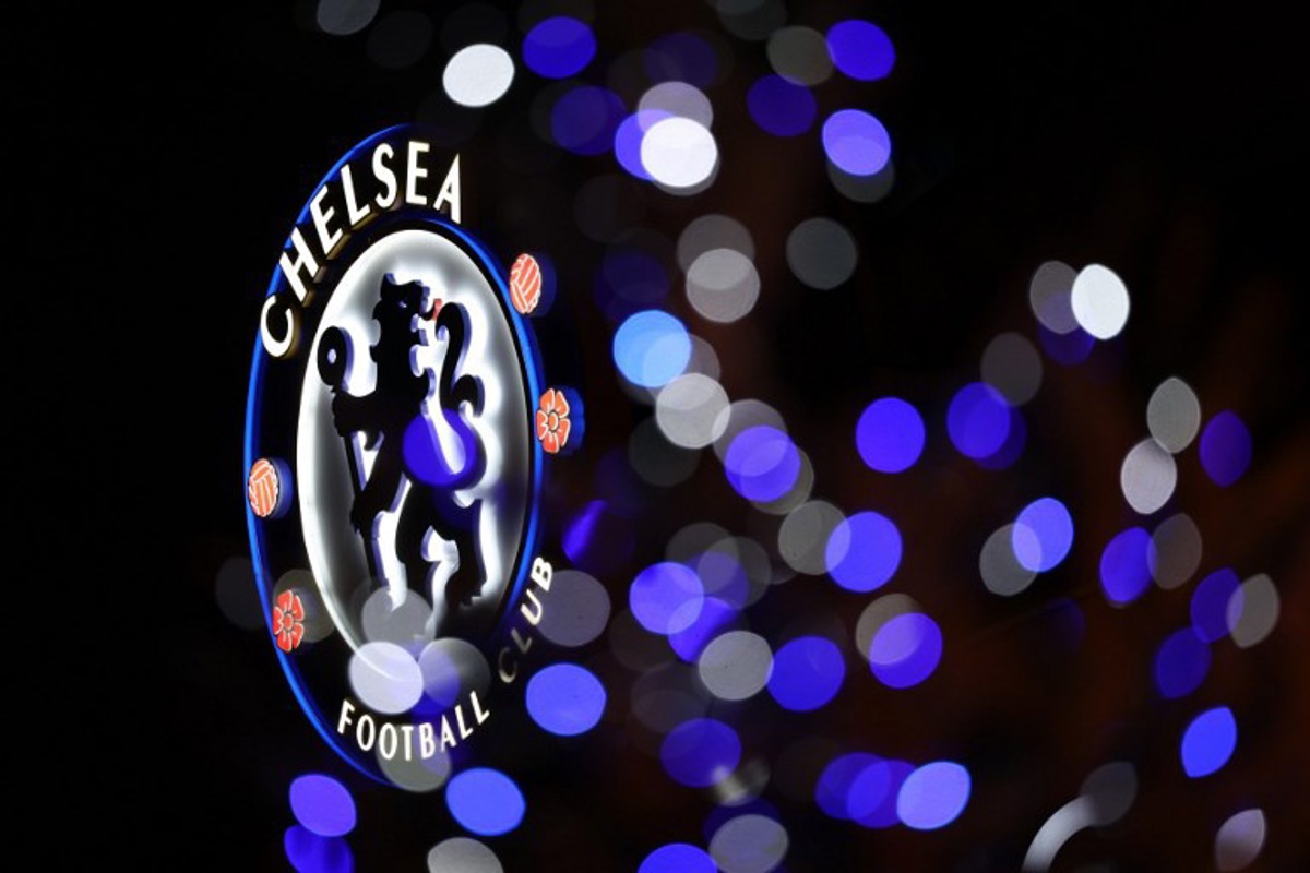 Chelsea évite la rétrogradation après une sanction record en Premier League