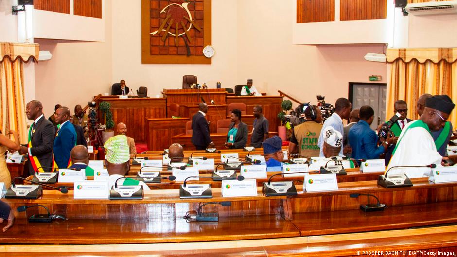 Le sénat du Bénin entre en fonction à port-novo