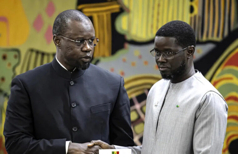 Réaction ferme du pouvoir face aux critiques de Sonko au Sénégal