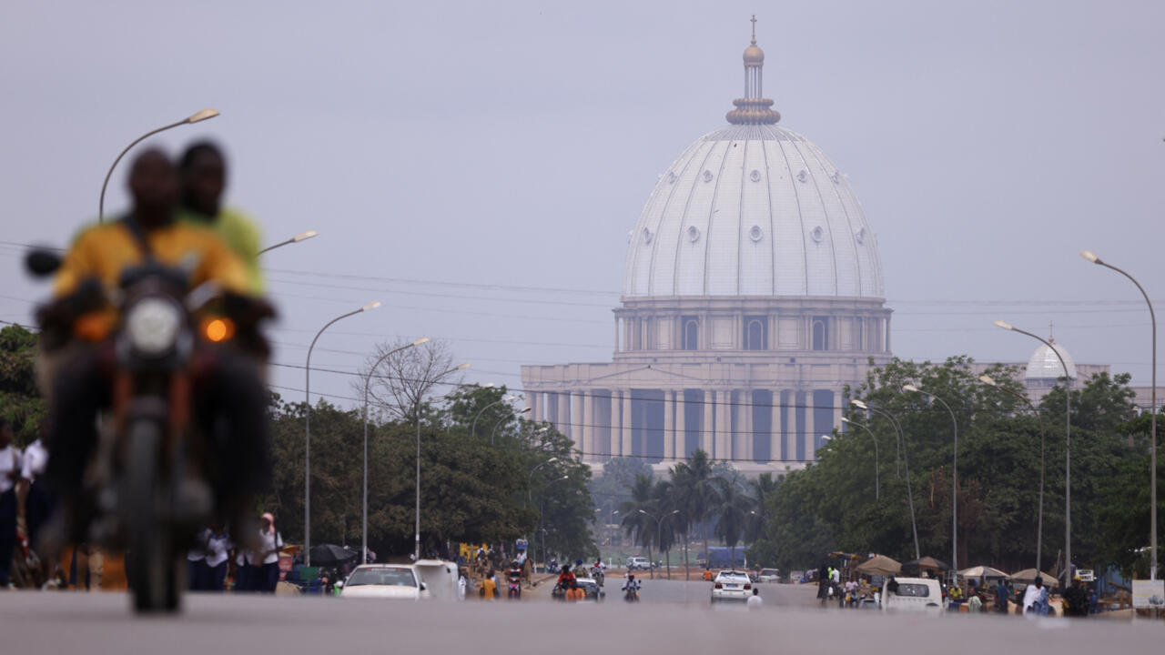 Yamoussoukro, capitale ivoirienne : l&rsquo;immobilier en plein essor bouleverse les terres agricoles