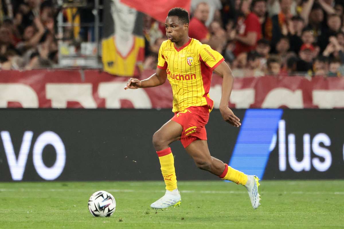 Mamadou Sangaré quitte Lens pour Brentford, un transfert record pour le milieu malien