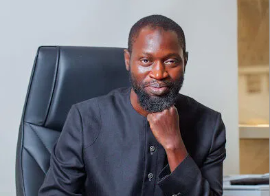 Fonds politiques au Sénégal : Elimane Pouye met en doute les allégations contre Ousmane Sonko