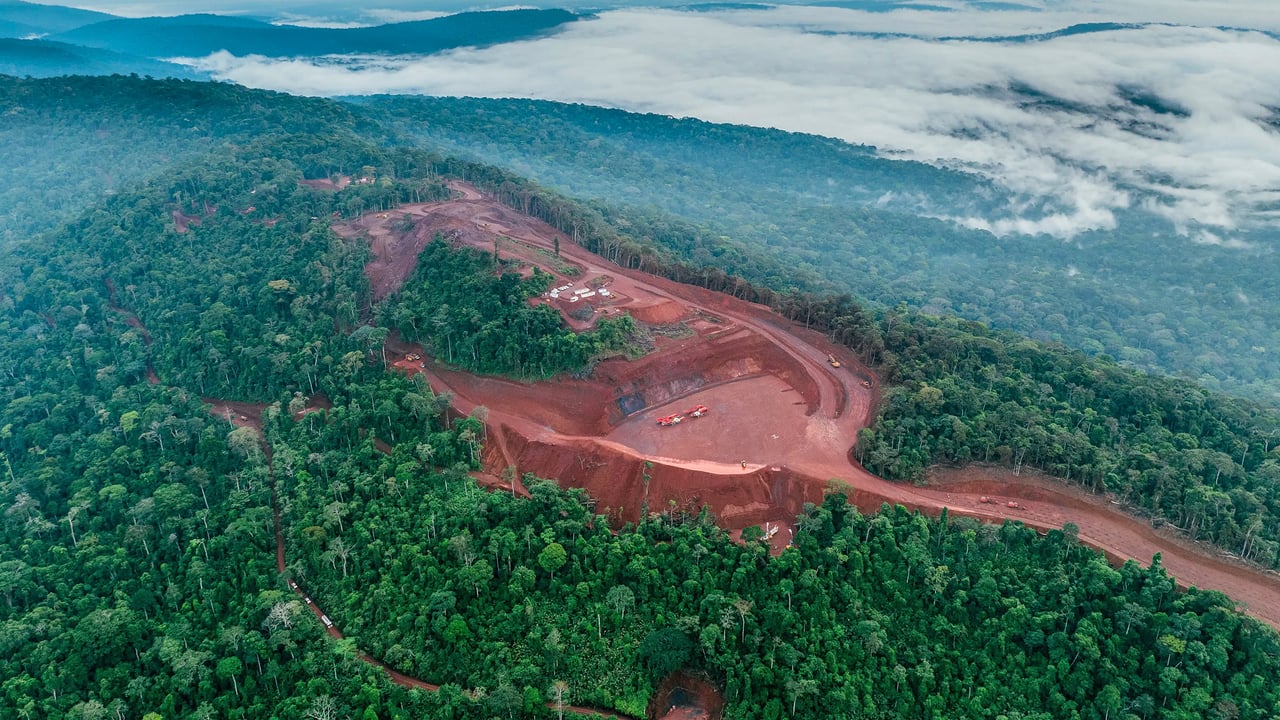 Gabon : l&rsquo;avenir du fer de Belinga et les négociations avec Fortescue
