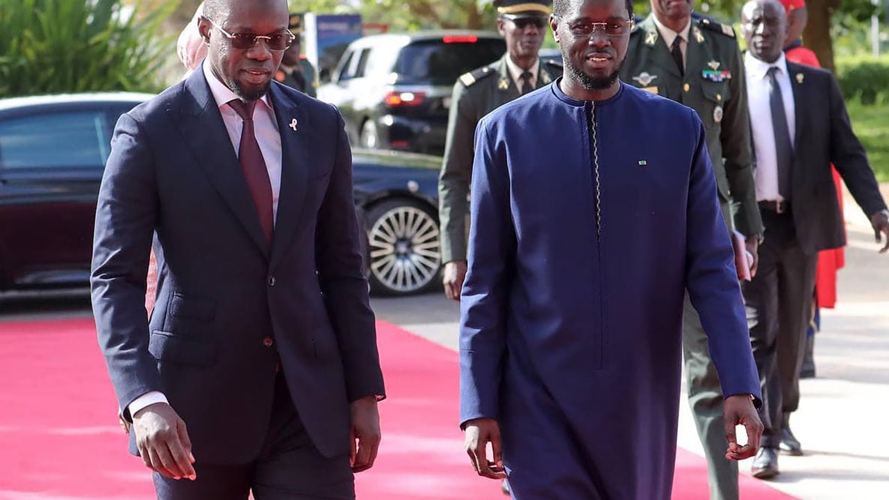 Bras de fer politique au Sénégal : patrimoine et tensions entre Faye et Sonko