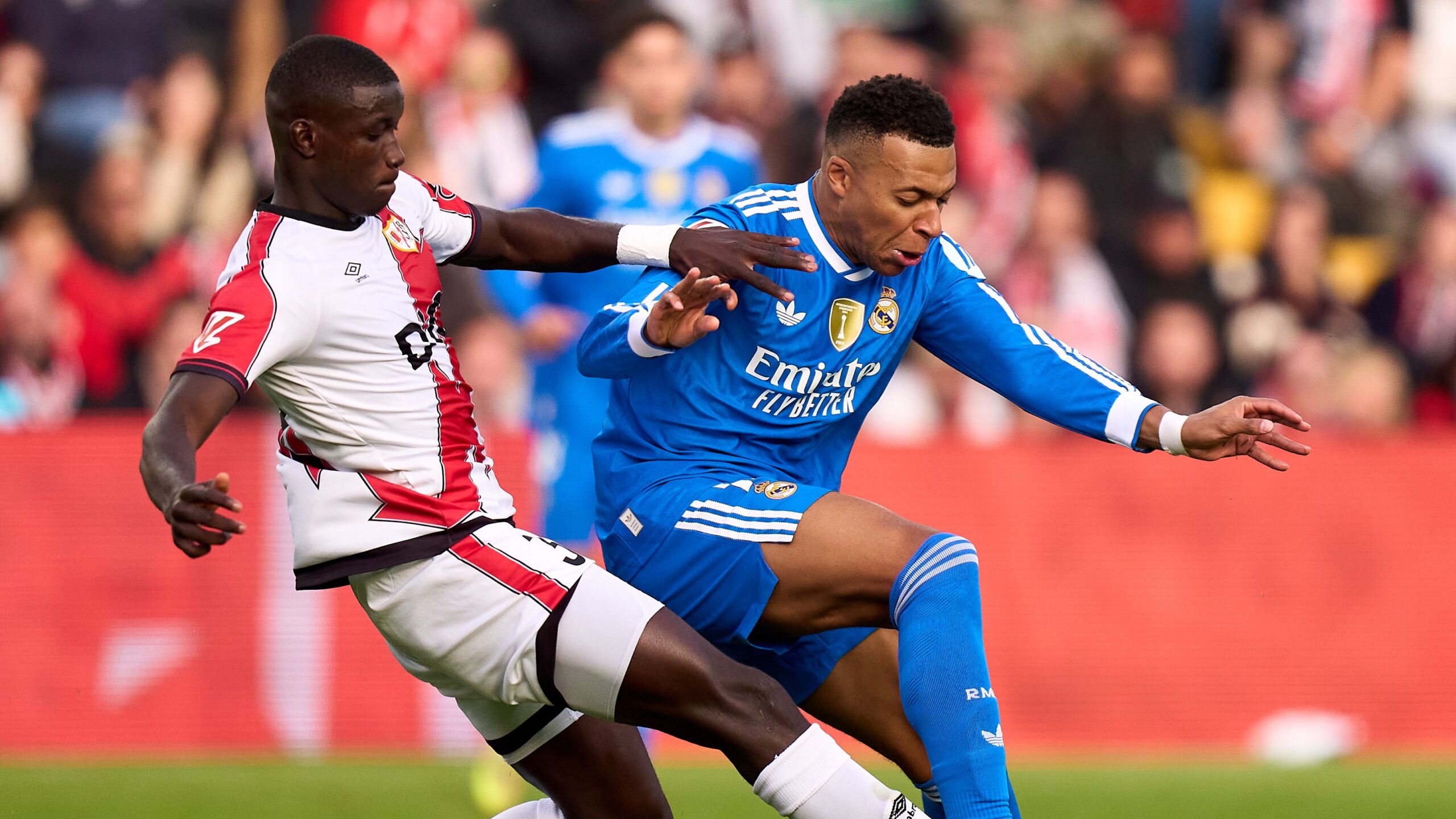 Hull city frappe fort en recrutant le défenseur sénégalais Nobel mendy