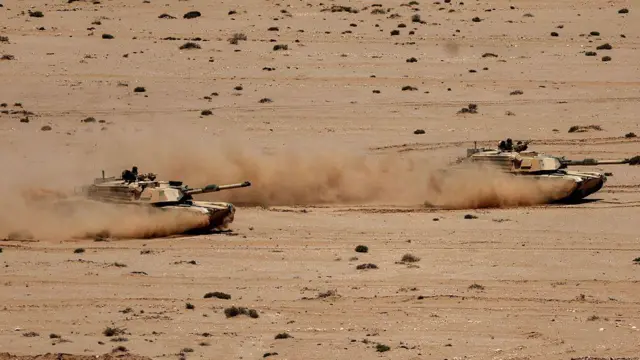 Des chars d'assaut au Maroc.