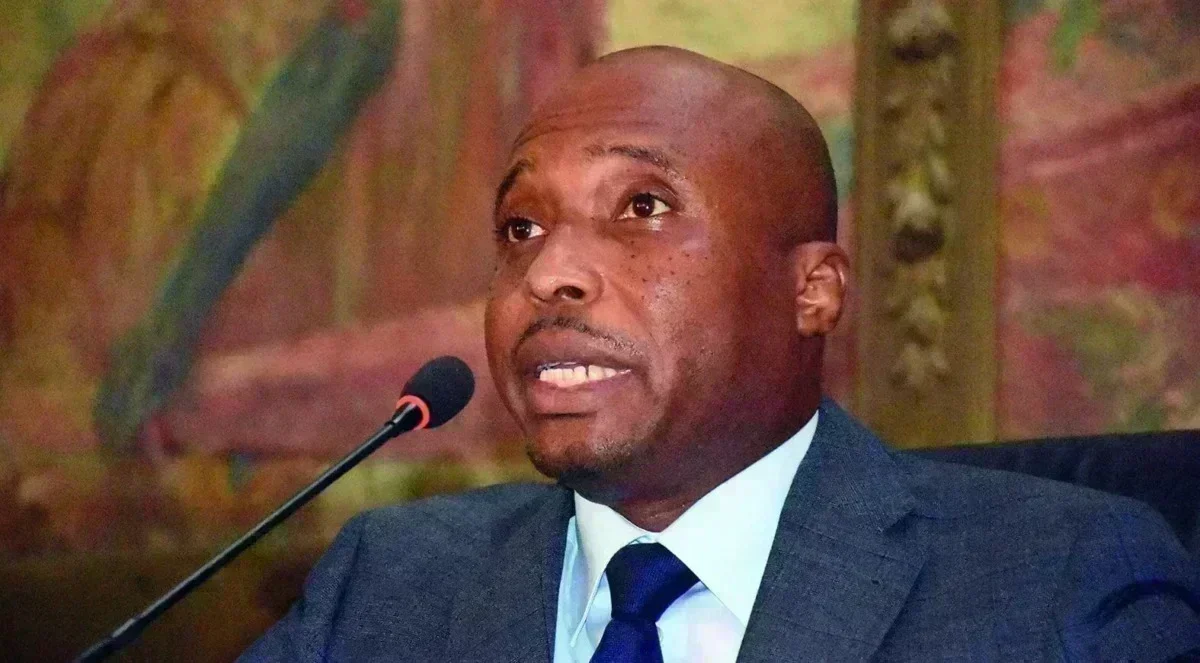 Barthélémy Dias en action sur le terrain politique sénégalais Politique au Sénégal : Barthélémy Dias en tournée sur le terrain