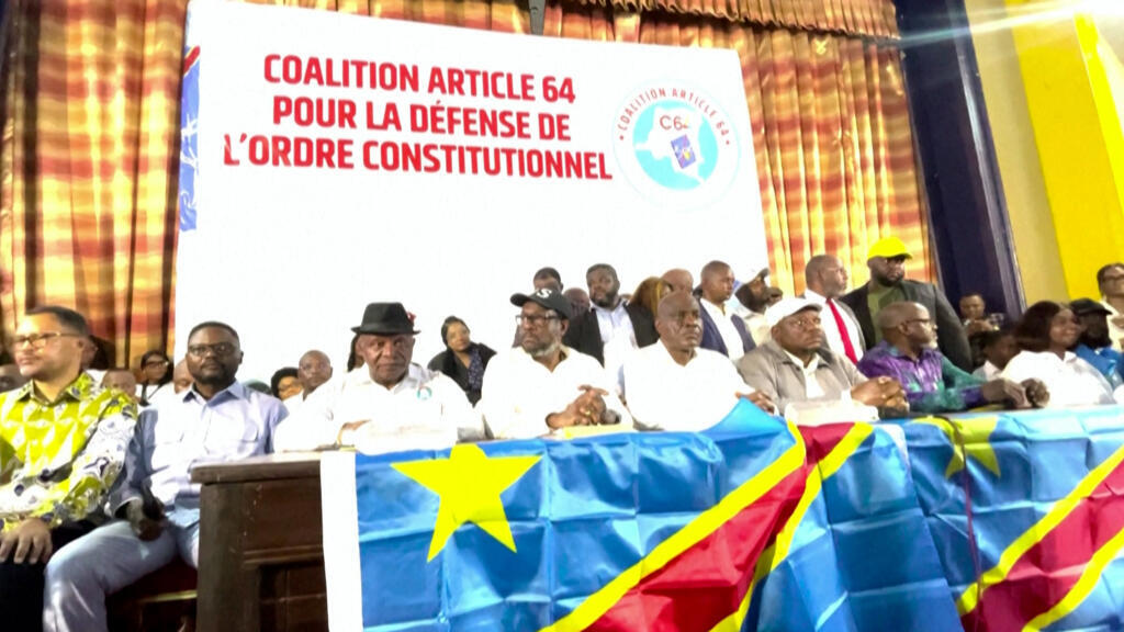Les leaders de l'opposition de la C64 lors d'un meeting à Kinshasa, en RDC