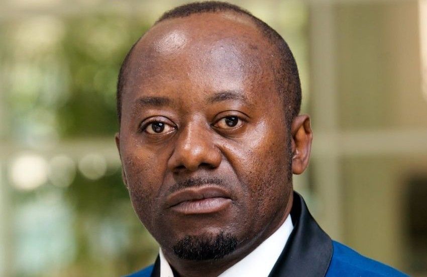 Décryptage : pourquoi Alain-Georges Moukoko hérite d&rsquo;un parquet de Libreville sous pression