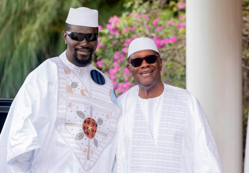 Mamadi Doumbouya de retour à Conakry après une visite d&rsquo;État en Côte d&rsquo;Ivoire