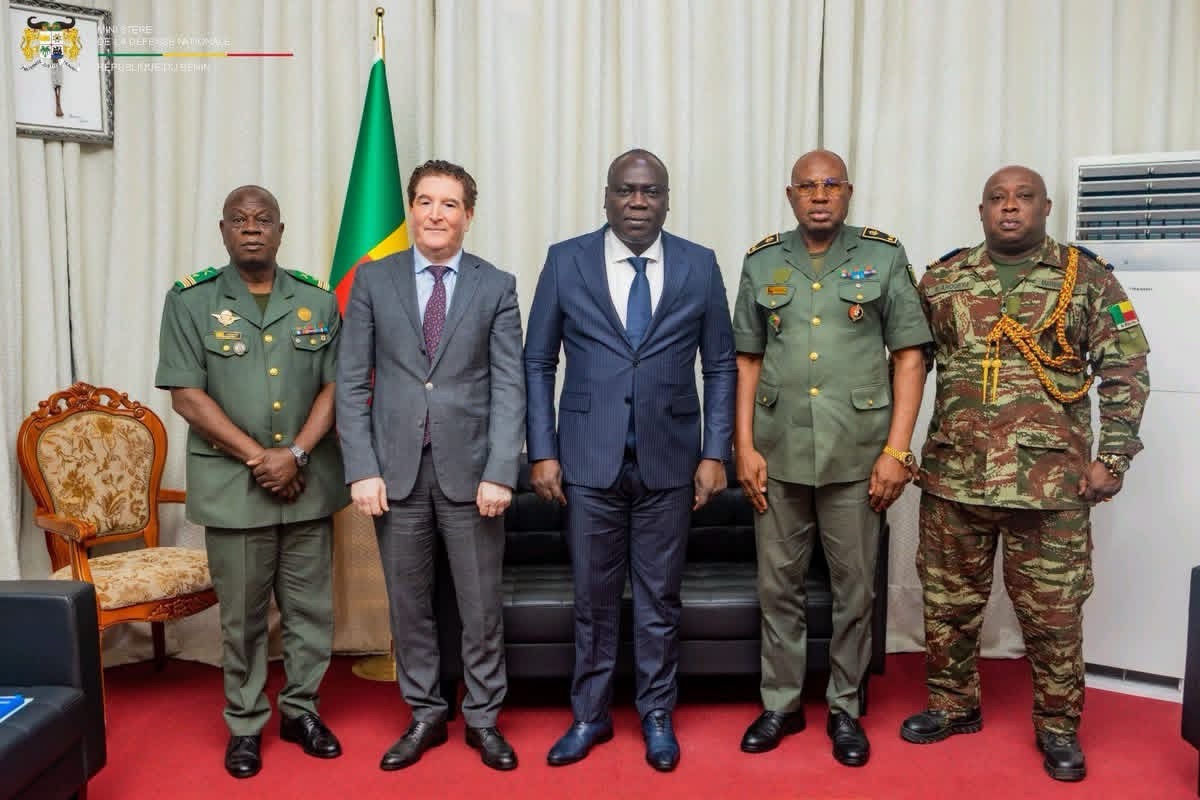 Ce que la diversification militaire du Bénin avec l’Algérie dit vraiment de sa stratégie de défense